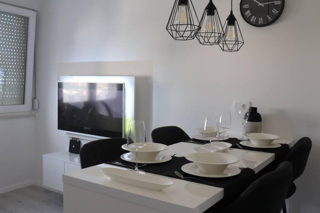 New! Top Apartment, Split View From Above Εξωτερικό φωτογραφία