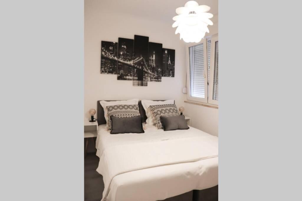 New! Top Apartment, Split View From Above Εξωτερικό φωτογραφία
